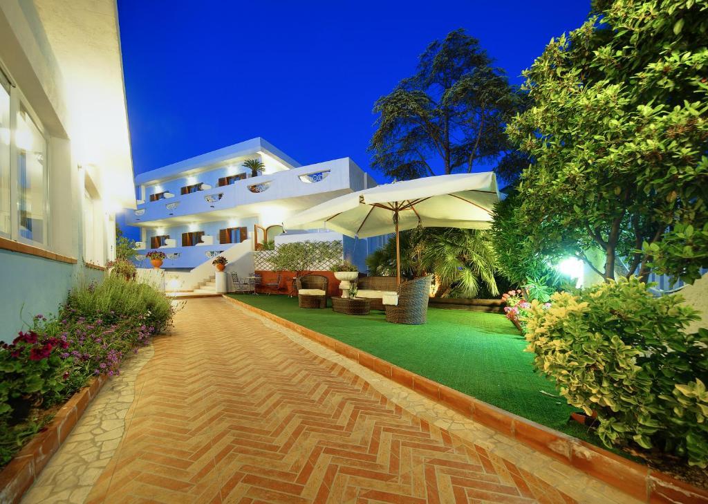 Forio di Ischia Iris Hotel מראה חיצוני תמונה
